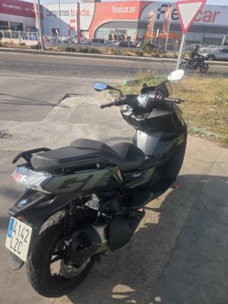 BMW C400 GT triple black 16 mil kilómetros