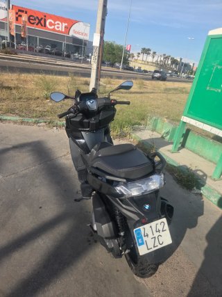 BMW C400 GT triple black 16 mil kilómetros