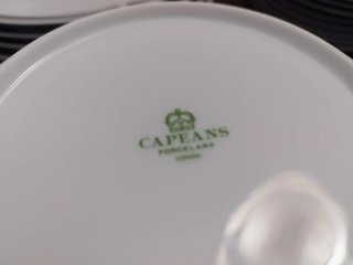 Vajilla Porcelana Capeans con Detalles Dorados
