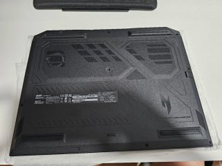 Portátil Acer Nitro V16 ANV16