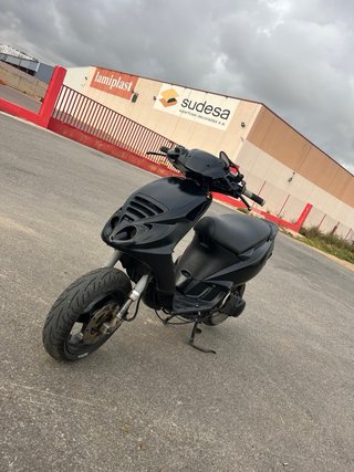 Piaggio NRG MC2 Scooter Negro
