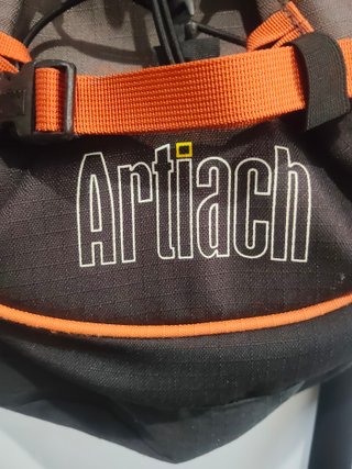 Mochila Ligera Acolchada Trekking Montaña Artiach