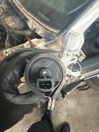 Bomba de agua secundaria 1.8t