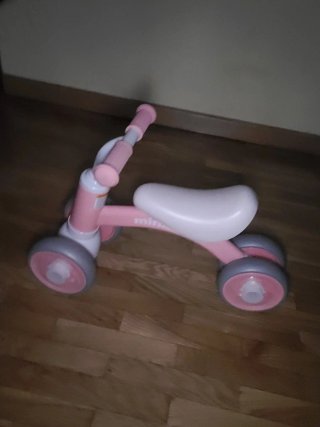 Bici de bebé rosa