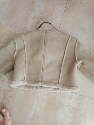 Chaqueta Zara niña beige talla M