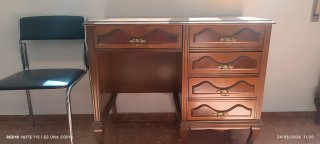 Conjunto 2 mesitas noche, cómoda y escritorio
