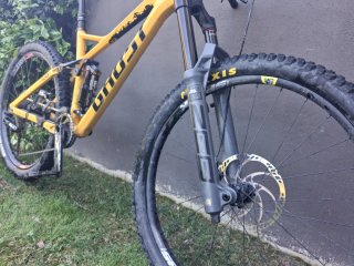 Bicicleta Enduro Ghost FRAMR Amarilla