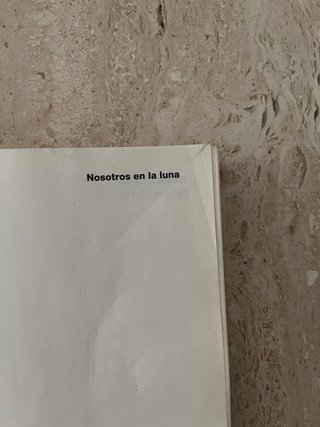 Libro nosotros en la luna