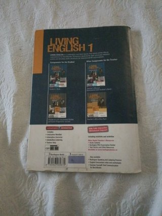 Living English 1 Bachillerato. Student's book