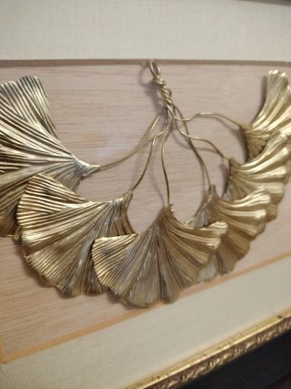 Quadro foglie di Ginkgo in metallo e legno