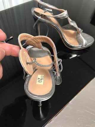 Zapatos de tacón plateados mujer