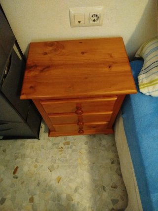 2 Mesitas de Noche Madera