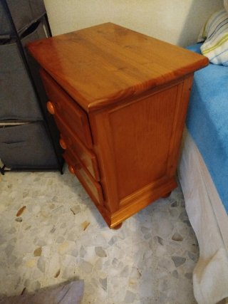 2 Mesitas de Noche Madera