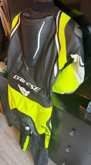 Mono Dainese Laguna Seca 4 Blanco/Amarillo flúor