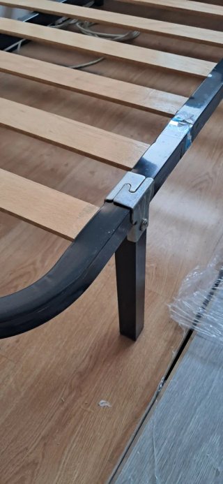 Somier metálico con láminas de madera