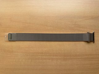 Apple Watch 45mm. Gold Milanese Loop