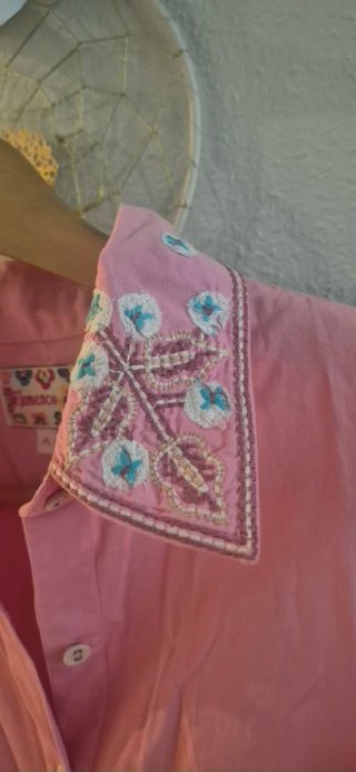 Blusa Flamenco Rosa Bordada Talla M