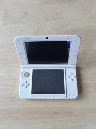 NINTENDO 3DS XL EDICIÓN ESPECIAL LUIGI EDITION