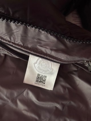 Plumas Moncler puffer negro