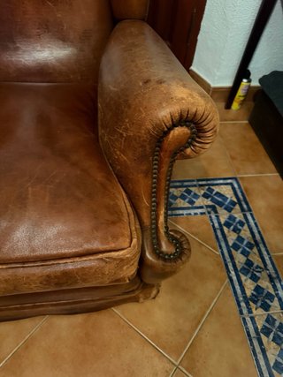 Sillón Orejero de Piel Marrón