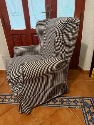 Sillón Orejero de Piel Marrón