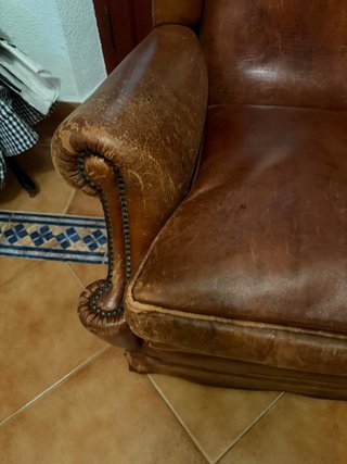 Sillón Orejero de Piel Marrón