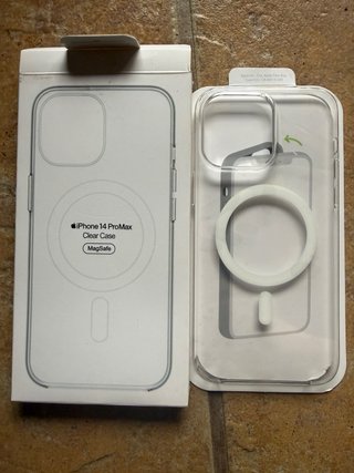 iPhone 14 Pro Max Clear Case MagSafe
