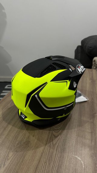 Casco Trial Airoh XL Nuevo