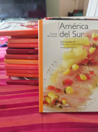 "Cocinas del Mundo" Bibl. Metropoli