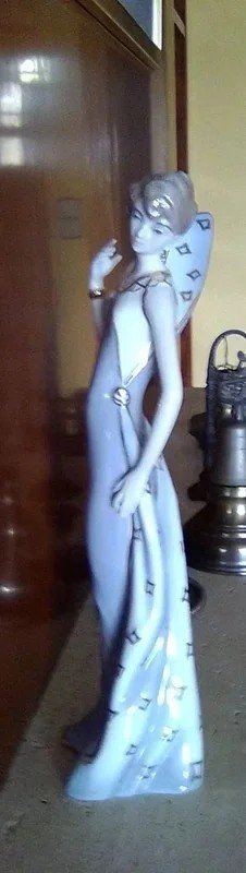 Figura de porcelana española (tipo Lladró)