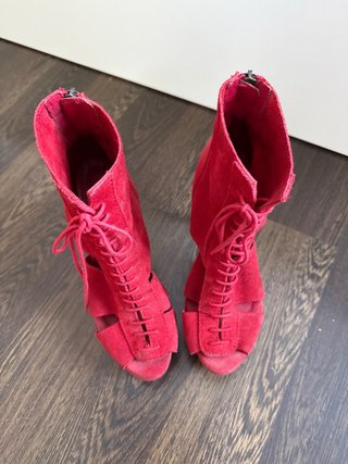 Botín piel cordones rojo Talla 38