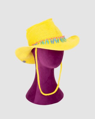 Cappello giallo stile cowboy con perline e paillet