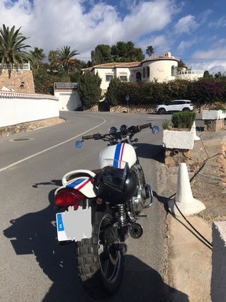 Kawasaki Zephyr 750 Cafe Racer Scrambler