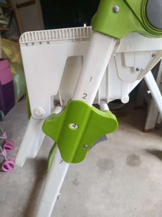 Trona de bebé con estampado divertido