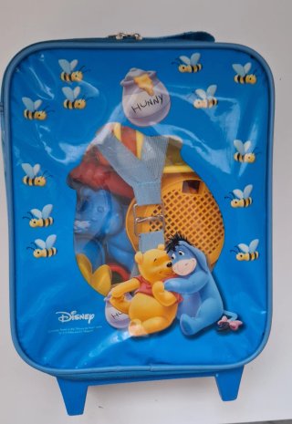 Maletín con juguetes playa Winnie the Pooh