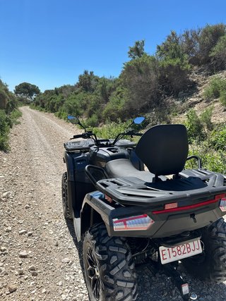 Mitt 460 EPS 2026 4x4 Negra - 380km