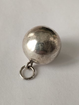 Colgante Dije Charm Bola Metal Plateado
