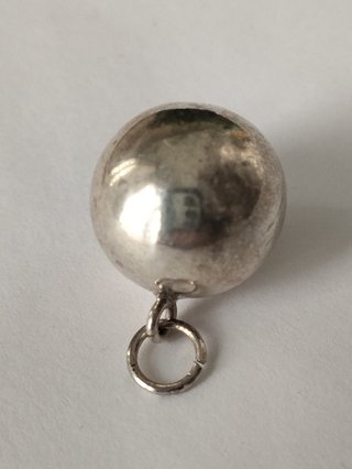 Colgante Dije Charm Bola Metal Plateado