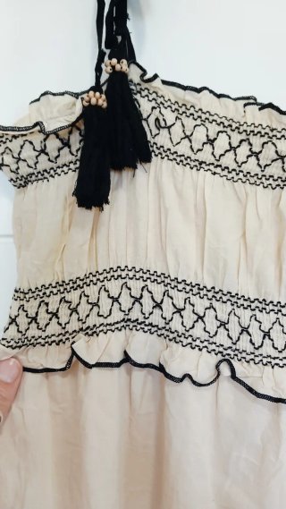 Vestido de verano Zara beige
