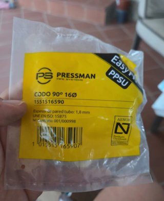 Lote piezas fontanería Uponor