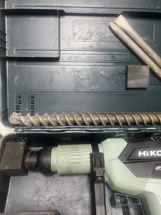 Martillo Perforador Cincelador HIKOKI