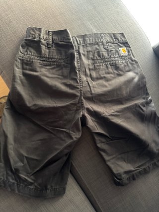 Bermudas negras de Carhartt