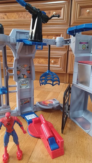 Spider-Man Trampas Ocultas Juguete