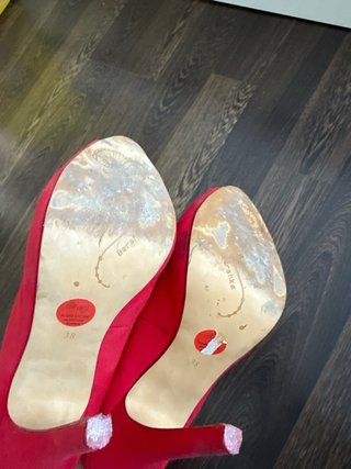 Zapatos de tacón rojos Talla 38