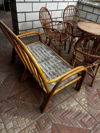 Conjunto de mimbre para jardín