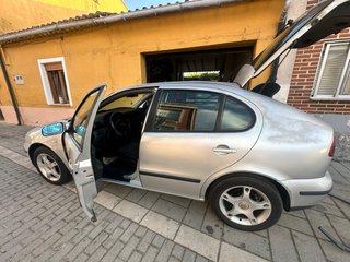 SEAT Leon 2000