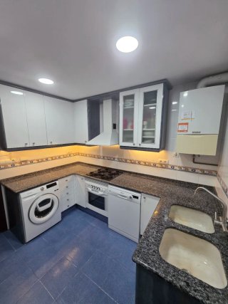 Muebles de cocina completos con horno encimera