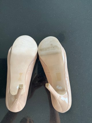 Zapatos de tacón peep toe nude
