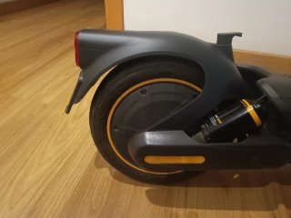 Patinete eléctrico Ninebot Max G2