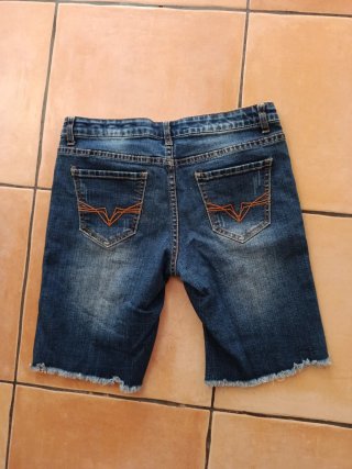 Pantalón corto vaquero Guess chico elástico